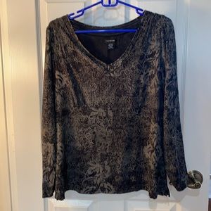 Soft yet stylish Calvin Klein blouse.